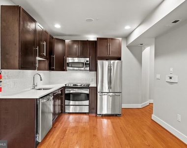 2616 Garfield Street Nw - Photo Thumbnail 3