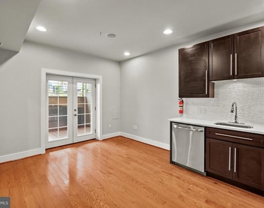 2616 Garfield Street Nw - Photo Thumbnail 2