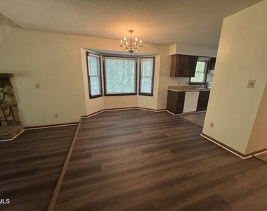 5112 Vann Street - Photo Thumbnail 4