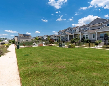16722 Sonoma Breeze Dr - Photo Thumbnail 22