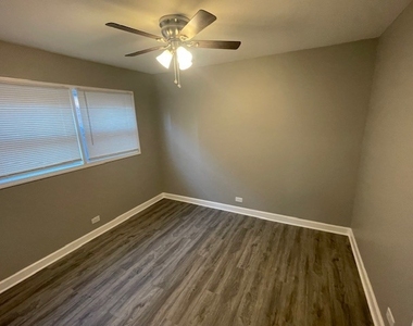 432 Hickory Street - Photo Thumbnail 7