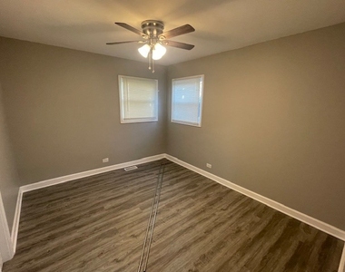 432 Hickory Street - Photo Thumbnail 8