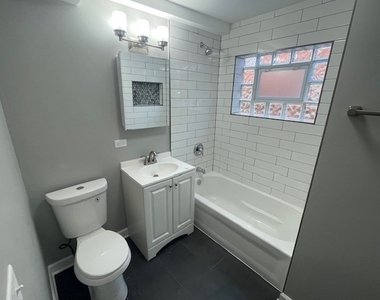 432 Hickory Street - Photo Thumbnail 9