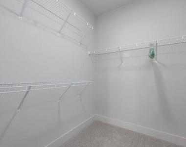 1400 Laurel Crossing Parkway - Photo Thumbnail 14