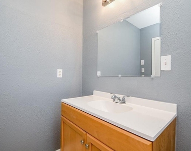 5510 Ricky Street - Photo Thumbnail 12