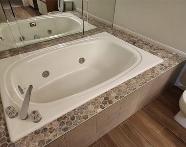 3130 Holly Hall Street - Photo Thumbnail 12