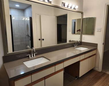 3130 Holly Hall Street - Photo Thumbnail 11