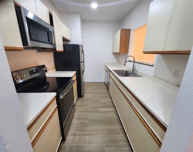 3130 Holly Hall Street - Photo Thumbnail 2