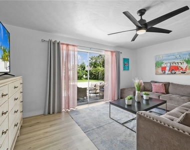 1661 Coronado Road - Photo Thumbnail 22