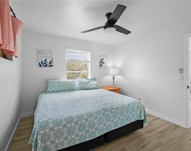 1661 Coronado Road - Photo Thumbnail 13