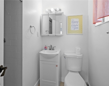 1661 Coronado Road - Photo Thumbnail 14
