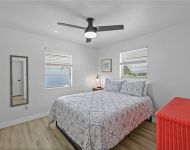 1661 Coronado Road - Photo Thumbnail 20