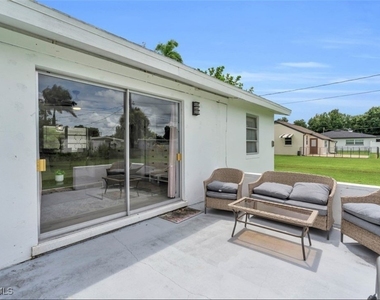 1661 Coronado Road - Photo Thumbnail 39