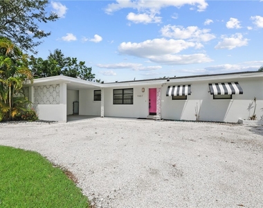 1661 Coronado Road - Photo Thumbnail 1