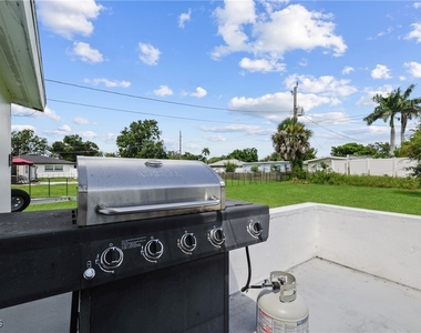 1661 Coronado Road - Photo Thumbnail 23