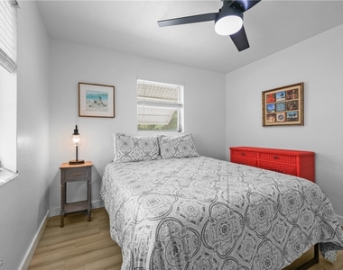 1661 Coronado Road - Photo Thumbnail 21