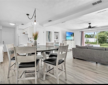 1661 Coronado Road - Photo Thumbnail 35