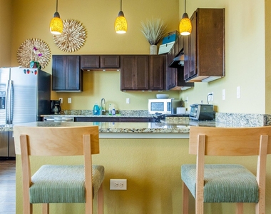 2725 Leopard Street - Photo Thumbnail 9