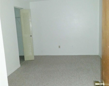 8219 Perrin Beitel Road - Photo Thumbnail 17