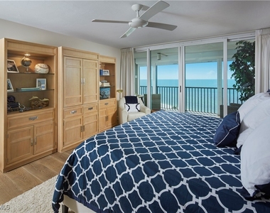 4651 Gulf Shore Boulevard N - Photo Thumbnail 8