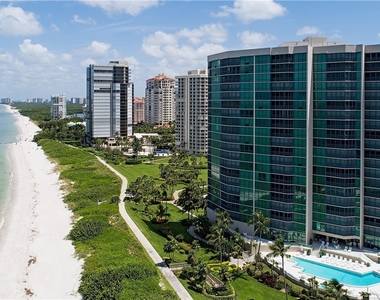 4651 Gulf Shore Boulevard N - Photo Thumbnail 20