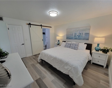 200 Forest Lakes Boulevard - Photo Thumbnail 3