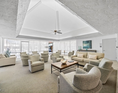 200 Forest Lakes Boulevard - Photo Thumbnail 14