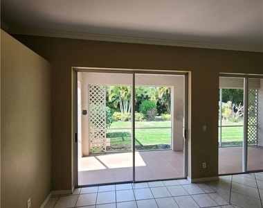 11082 Lakeland Circle - Photo Thumbnail 7