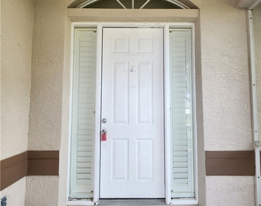 11082 Lakeland Circle - Photo Thumbnail 3