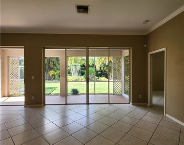 11082 Lakeland Circle - Photo Thumbnail 6