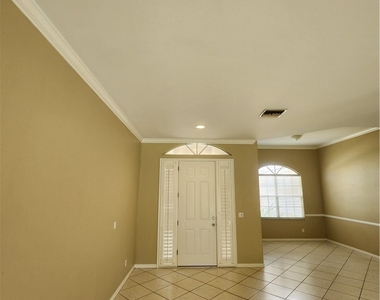 11082 Lakeland Circle - Photo Thumbnail 4