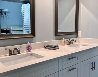 202 Peppermint Lane - Photo Thumbnail 9