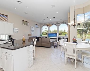 1901 Winding Oaks Way - Photo Thumbnail 17