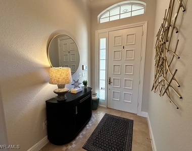 9104 Cherry Oaks Trail - Photo Thumbnail 2