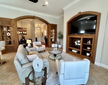 9104 Cherry Oaks Trail - Photo Thumbnail 7