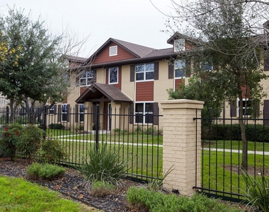 2330 Austin Highway - Photo Thumbnail 3