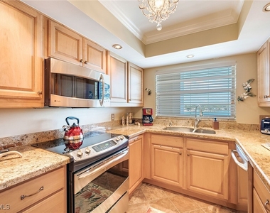 3500 Gulf Shore Boulevard N - Photo Thumbnail 9