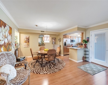3500 Gulf Shore Boulevard N - Photo Thumbnail 3
