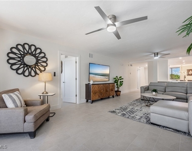 11118 Gulfshore - Photo Thumbnail 16