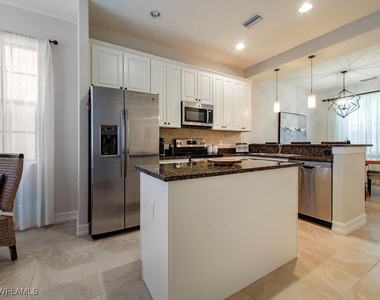 9105 Yuba Lane - Photo Thumbnail 4