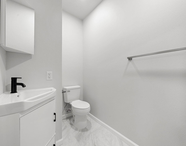 803 Avenue K Unit C, F, G, H - Photo Thumbnail 8