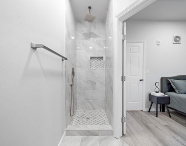 803 Avenue K Unit C, F, G, H - Photo Thumbnail 9