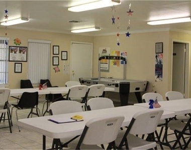 4315 Carroll Lane - Photo Thumbnail 9