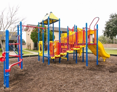 4315 Carroll Lane - Photo Thumbnail 8