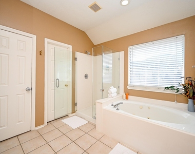 12122 Lucky Meadow Drive - Photo Thumbnail 26