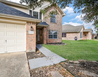 12122 Lucky Meadow Drive - Photo Thumbnail 2