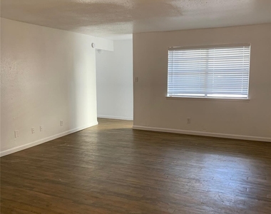 6200 W Tidwell Road - Photo Thumbnail 3