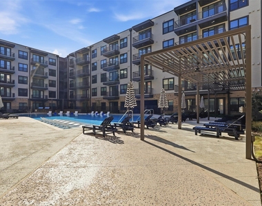 1950 Winrock Boulevard - Photo Thumbnail 4