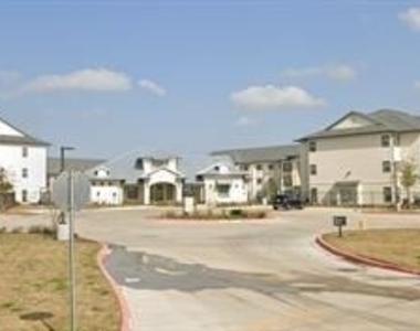 5502 Henderson St - Photo Thumbnail 1