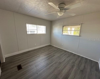 7402 Eastern Circle Drive - Photo Thumbnail 5